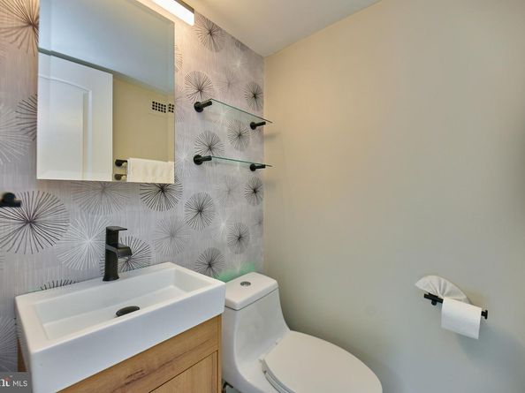 2030 N Adams Street N 507, Arlington VA 22201