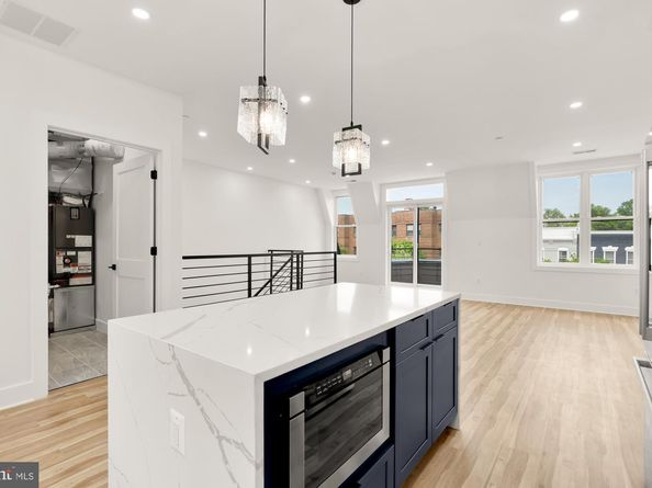 1251 Morse Street NE PH3, Washington DC 20002