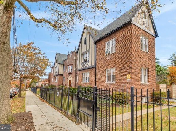 4915 3rd Street NW 102, Washington DC 20011