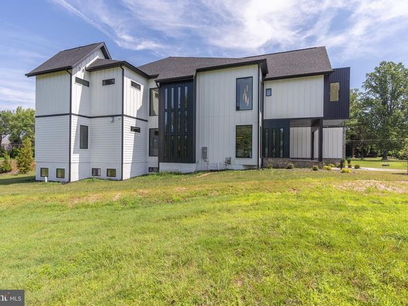 104 Mashie Court SE, Vienna VA 22180