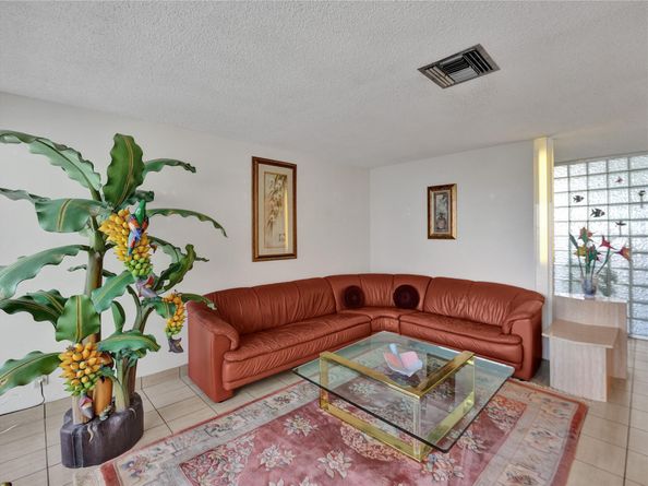 1900 S Ocean Dr 812, Fort Lauderdale FL 33316