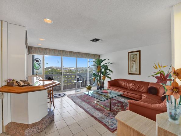 1900 S Ocean Dr 812, Fort Lauderdale FL 33316