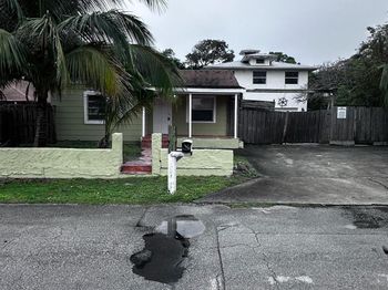 130 NE 4th Avenue