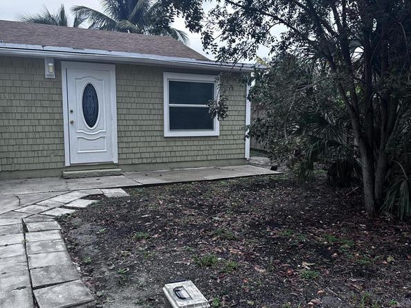 130 NE 4th Avenue, Boynton Beach FL 33435