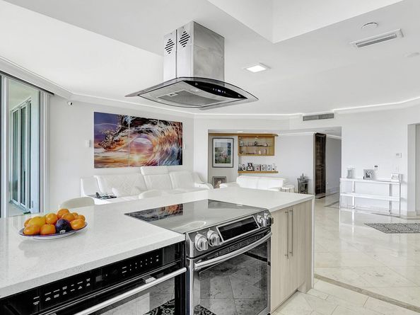 21205 Yacht Club Drive 3105, Aventura FL 33180
