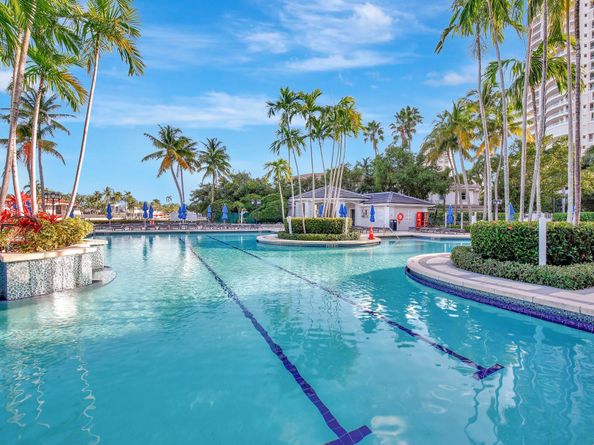 21205 Yacht Club Drive 3105, Aventura FL 33180