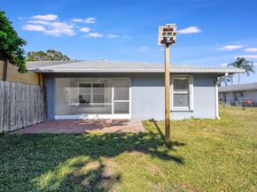 134 Sparrow Dr A, Royal Palm Beach FL 33411