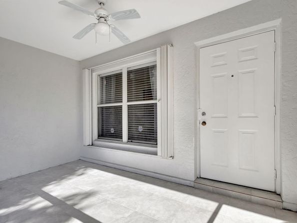 134 Sparrow Dr A, Royal Palm Beach FL 33411