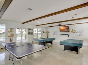 4431 NW 16th St 303, Fort Lauderdale FL 33313