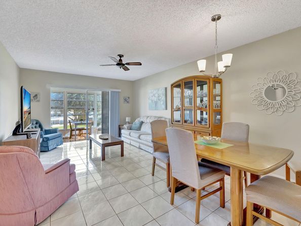 4431 NW 16th St 303, Fort Lauderdale FL 33313