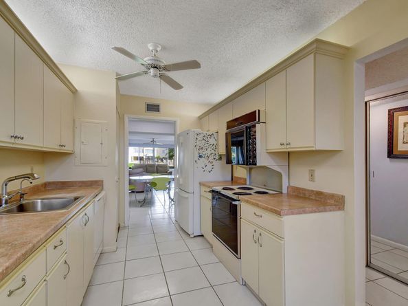 6768 10th Avenue N 113, Lake Worth FL 33467