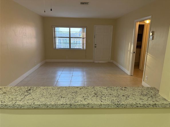 1450 N Riverside Dr 204, Pompano Beach FL 33062