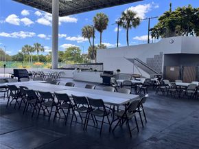 7041 Environ Blvd 327, Lauderhill FL 33319