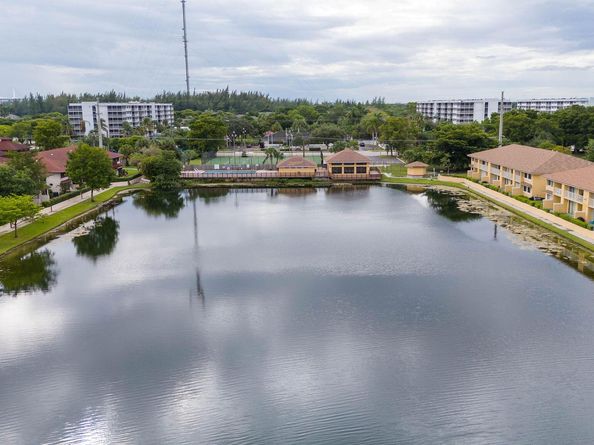 550 NW 214th Street 201, Miami Gardens FL 33169