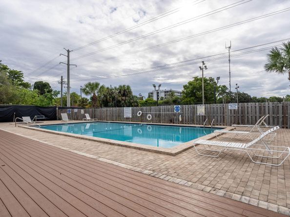 550 NW 214th Street 201, Miami Gardens FL 33169