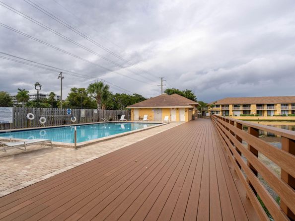 550 NW 214th Street 201, Miami Gardens FL 33169