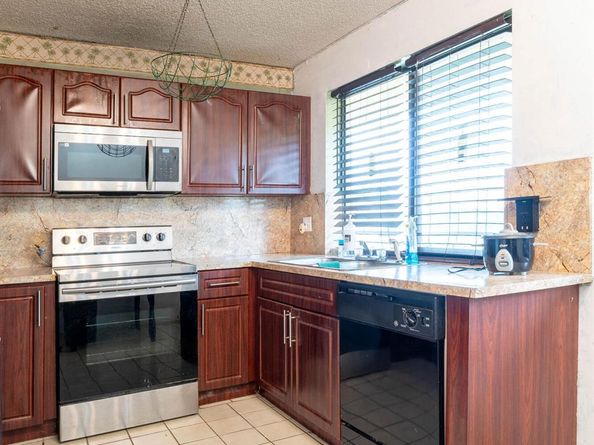 550 NW 214th Street 201, Miami Gardens FL 33169
