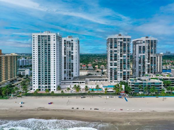 2301 S Ocean Dr 1006, Hollywood FL 33019