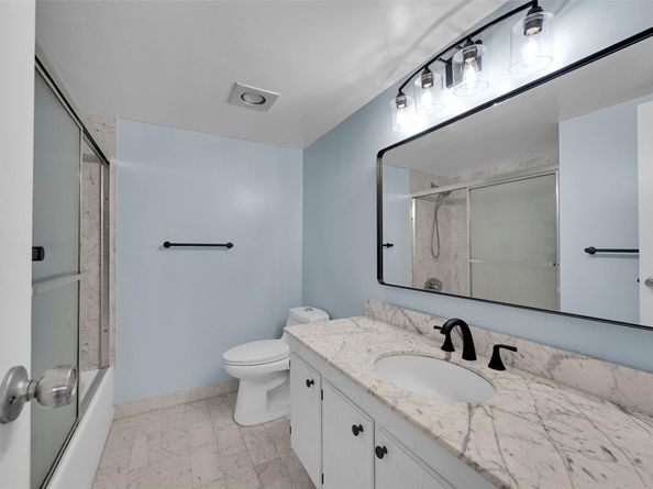 2301 S Ocean Dr 1006, Hollywood FL 33019