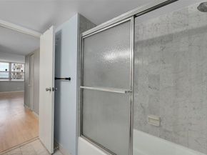 2301 S Ocean Dr 1006, Hollywood FL 33019