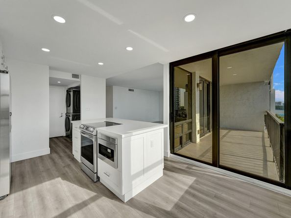 936 Intracoastal Dr 7E, Fort Lauderdale FL 33304