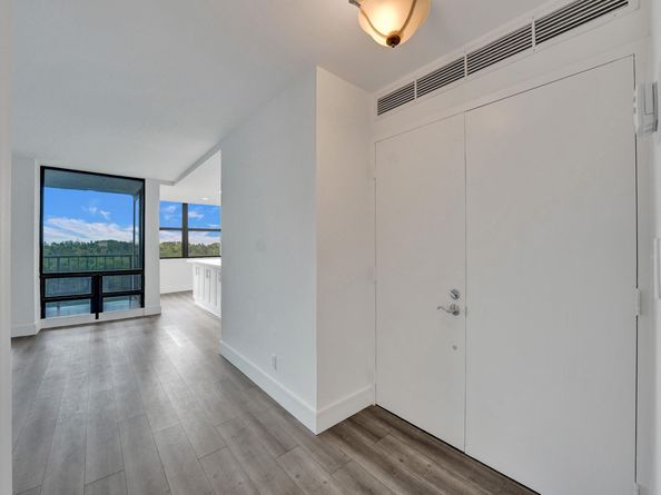 936 Intracoastal Dr 7E, Fort Lauderdale FL 33304