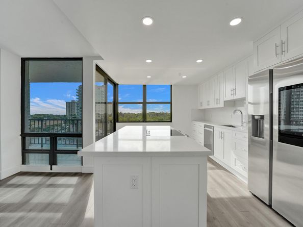 936 Intracoastal Dr 7E, Fort Lauderdale FL 33304