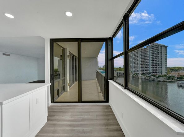 936 Intracoastal Dr 7E, Fort Lauderdale FL 33304