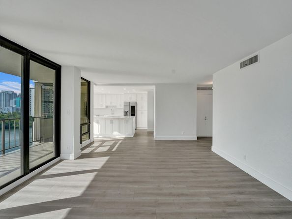 936 Intracoastal Dr 7E, Fort Lauderdale FL 33304