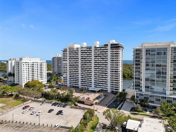 936 Intracoastal Dr 7E, Fort Lauderdale FL 33304