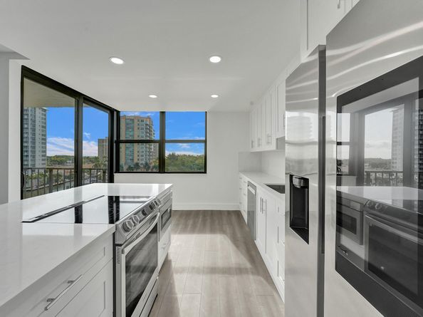 936 Intracoastal Dr 7E, Fort Lauderdale FL 33304