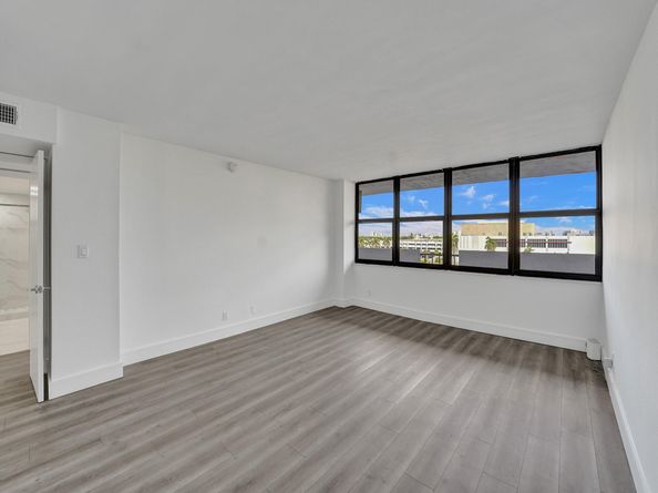 936 Intracoastal Dr 7E, Fort Lauderdale FL 33304