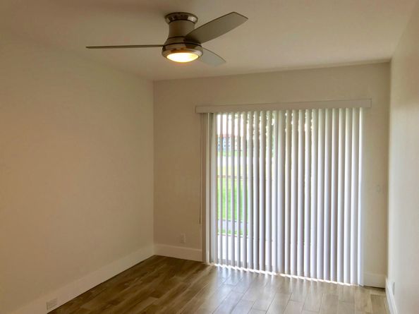 300 SW 134th Way E210, Hollywood FL 33027