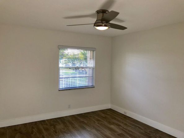 300 SW 134th Way E210, Hollywood FL 33027