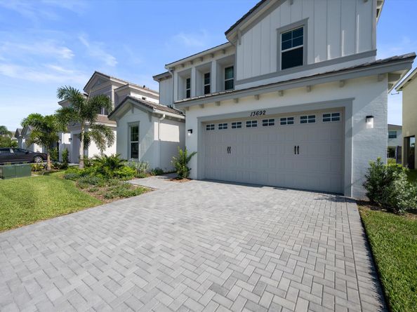 13692 Spruce Pine Drive, Westlake FL 33470