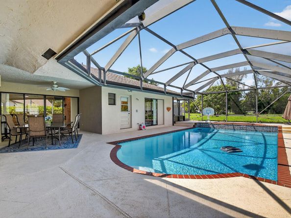 4270 Fox Trace, Boynton Beach FL 33436