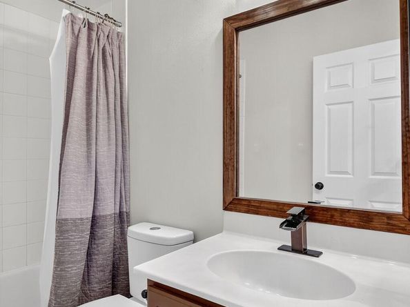 6085 Reynolds Street, West Palm Beach FL 33411