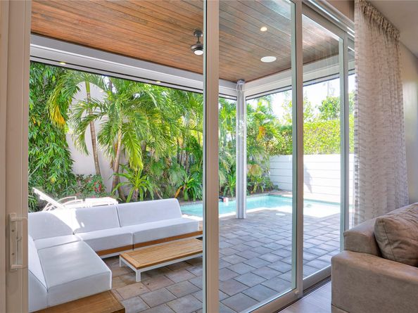 3200 NE 26th St, Fort Lauderdale FL 33305