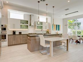 3200 NE 26th St, Fort Lauderdale FL 33305