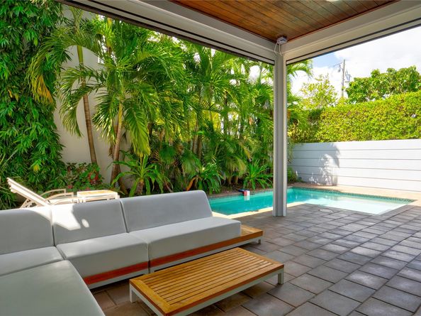 3200 NE 26th St, Fort Lauderdale FL 33305