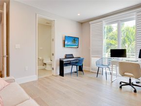 3200 NE 26th St, Fort Lauderdale FL 33305