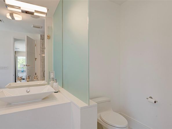 3200 NE 26th St, Fort Lauderdale FL 33305