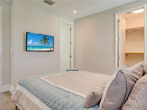 3200 NE 26th St, Fort Lauderdale FL 33305