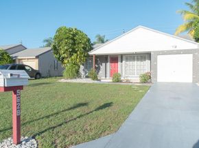 5628 Pebble Brook Lane, Boynton Beach FL 33472