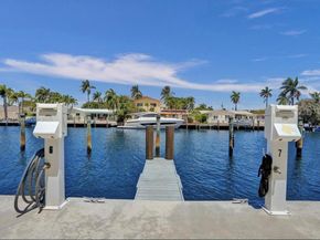 2743 NE 1 Street, Pompano Beach FL 33062