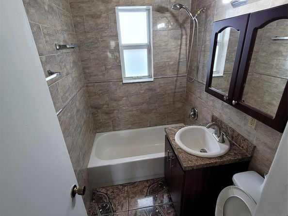 8451 NW 4th Ave 8451, Miami FL 33150