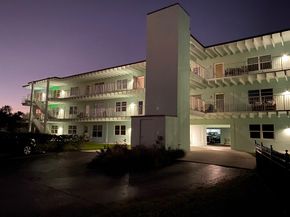 219 Lakeview 102 Avenue 102, Lantana FL 33462