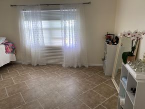 219 Lakeview 102 Avenue 102, Lantana FL 33462