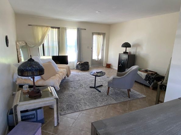 219 Lakeview 102 Avenue 102, Lantana FL 33462