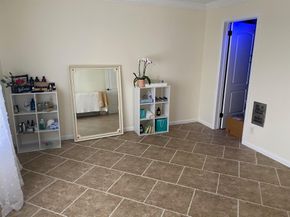 219 Lakeview 102 Avenue 102, Lantana FL 33462